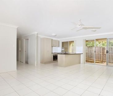 2/34 Penneshaw Crescent, Ormeau, QLD 4208 - Photo 3