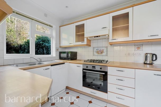 Holden Road, Woodside Park, LONDON - Photo 1