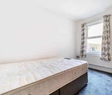 5 bedroom terraced house to rent - Photo 6