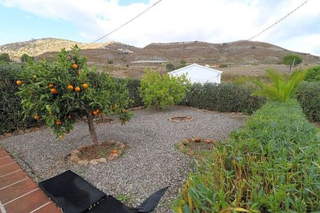 Luxury Villa for rent in Alhaurín el Grande, Spain - Photo 5