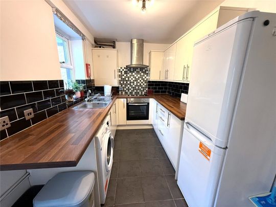 Hill Street, Bangor, Gwynedd, LL57 - Photo 1