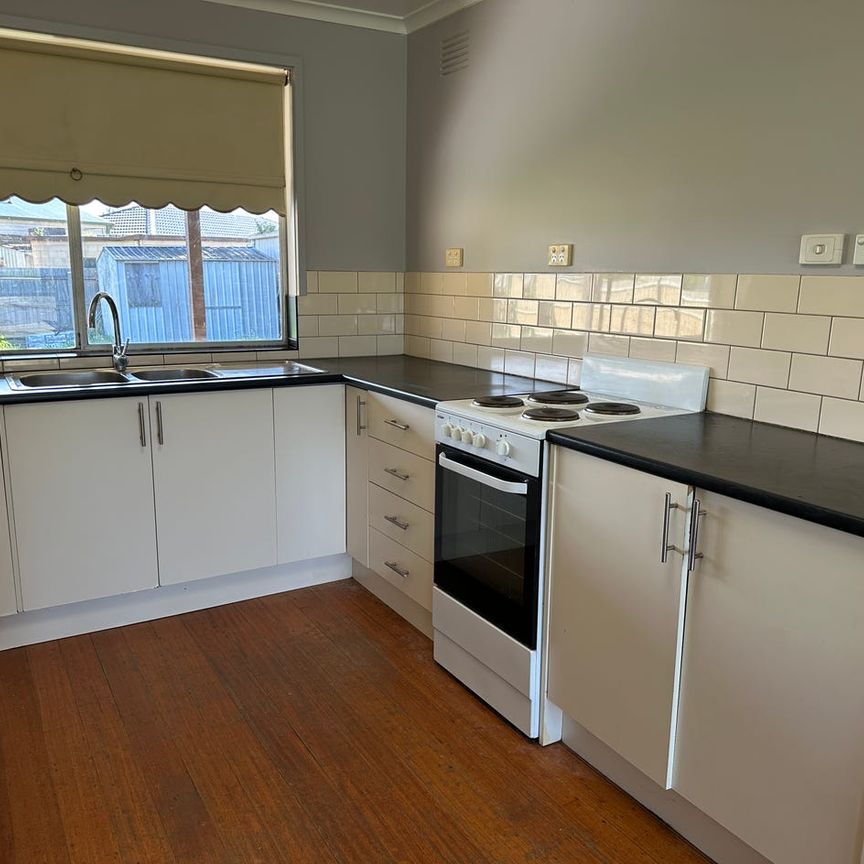 Surrounded by amenities - Photo 1