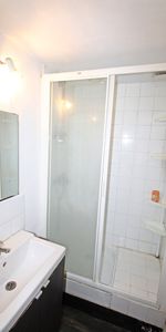 Location Appartement 2 pièces 44m² LA SEYNE SUR MER 83500 - Photo 4