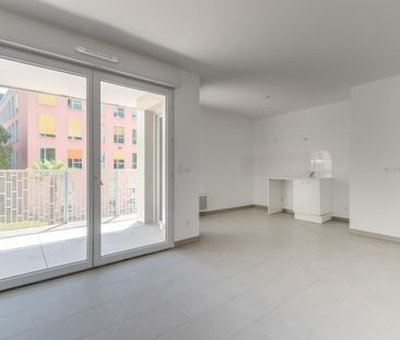 location Appartement F4 DE 75.34m² À NICE - Photo 3