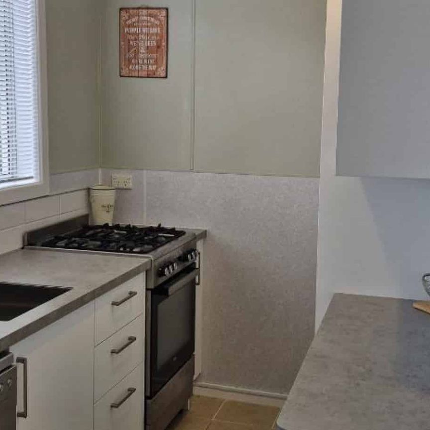Furnished Self-Contained Unit - Photo 1
