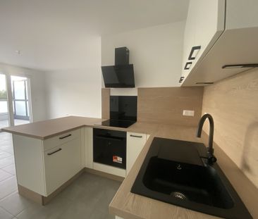Location Appartement 2 pièces 48m² BEZANNES 51430 - Photo 3