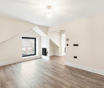Glebe Road, London, E8 4BD - Photo 2