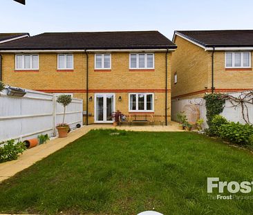 Holywell Way, Staines-upon-Thames, Surrey,TW19 - Photo 1