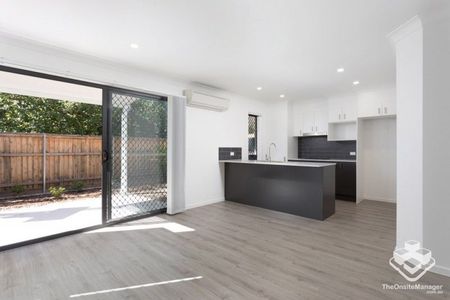Great Location Great Townhouse - Photo 3