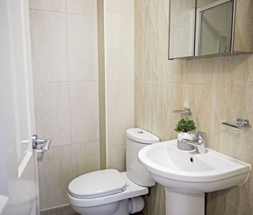 Apt 22, Lofthouse Residence - Photo 5