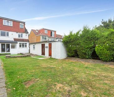 1 bedroom in a house share to rent - Photo 6