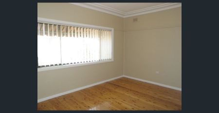 Neat and Tidy Home Located in a Prime Location!! - Photo 4