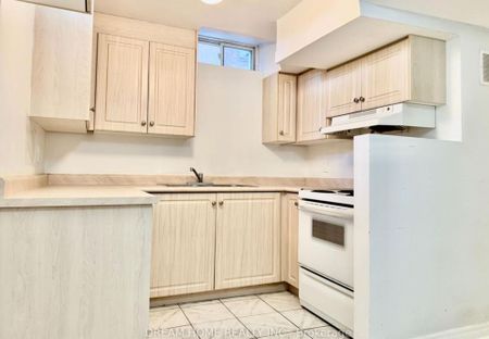For Lease - 23 Wiltshire Drive, Markham, Ontario - Photo 2