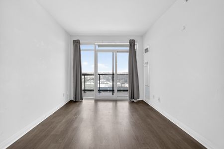 For Lease - 55 Oneida Crescent Unit# 1207, Richmond Hill, Ontario - Photo 5