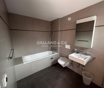 Splendid 2.5-room duplex apartment with balconies - Photo 4