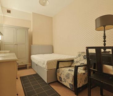 1 bedroom Student Detached house to rent in Clayton Road, Newcastle... - Photo 2
