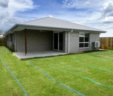 10 Provence Place, Greenbank QLD 4124 - House For Rent | Domain - Photo 5