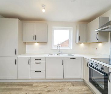 2 bedroom flat to rent - Photo 4