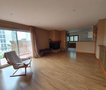 Location Appartement 4 pièces 90m² CONDRIEU 69420 - Photo 1