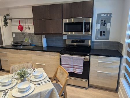 For Lease - 317 O'Connor Drive Unit# Main, Toronto, Ontario - Photo 4