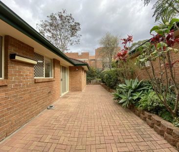 Beautiful 3 Bedroom Villa ! - Photo 6