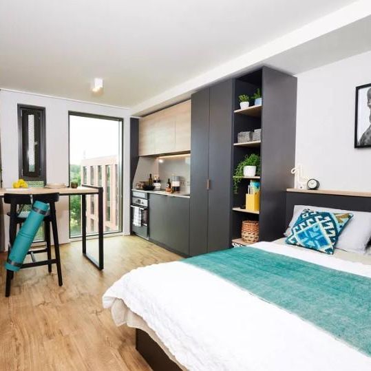 1 bedroom private hall to rent - Photo 1