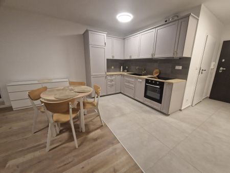 Kawalerka na wynajem w apartamentowcu os. Tysiąclecia. - Zdjęcie 5