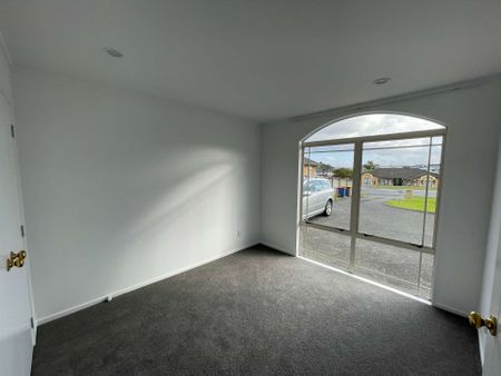 3 Bedroom House in Pinehill - Photo 3