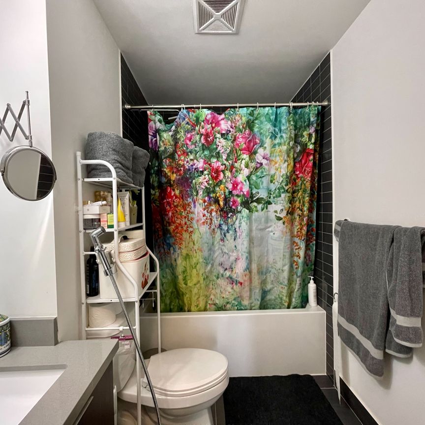 For Lease - 2908 Highway 7 Road Unit# 1005, Vaughan, Ontario - Photo 1