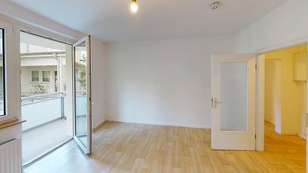 Hier liegt Dir die Stadt zu Füßen - Singlewohnung mit Balkon - Foto 3