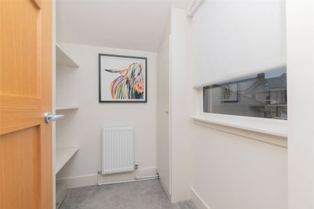 Flat 4, 14 Main Street - Photo 5