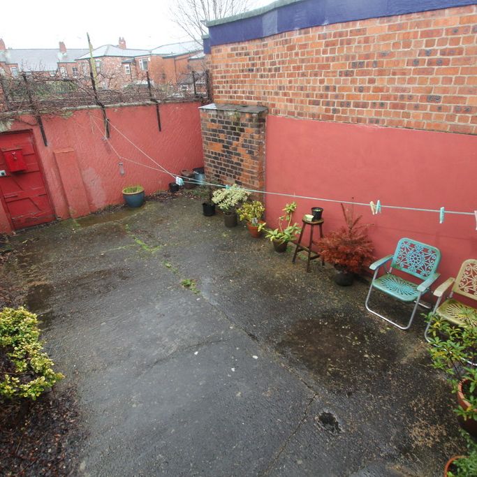 1 Bedroom FLAT, Chester - Photo 1