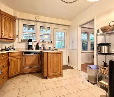 For Lease - 6 Fairhill Crescent, Toronto, Ontario - Photo 1