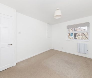 1 bedroom property to rent - Photo 4