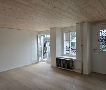 Charming historic 4.5-room apartment in Stäfa - Photo 1