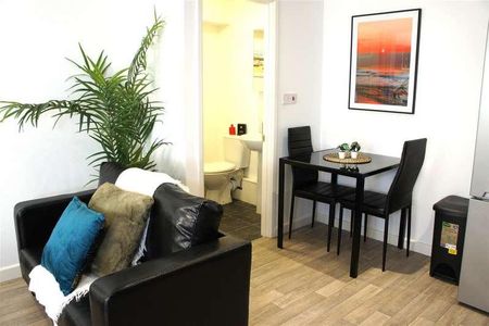 North Sherwood Street, Nottingham, NG1 - Photo 2