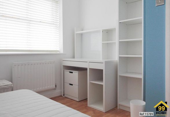 4 bedroom detached house to rent - Photo 1