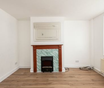 The Street, Bapchild, Sittingbourne, Kent, ME9 - Photo 5