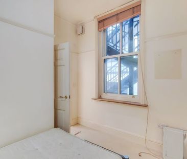 Riga Mews, 32 - 34 Commercial Road, London - Photo 1