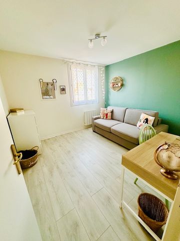 Location Appartement 4 pièces 74m² MONTEREAU FAULT YONNE 77130 - Photo 2