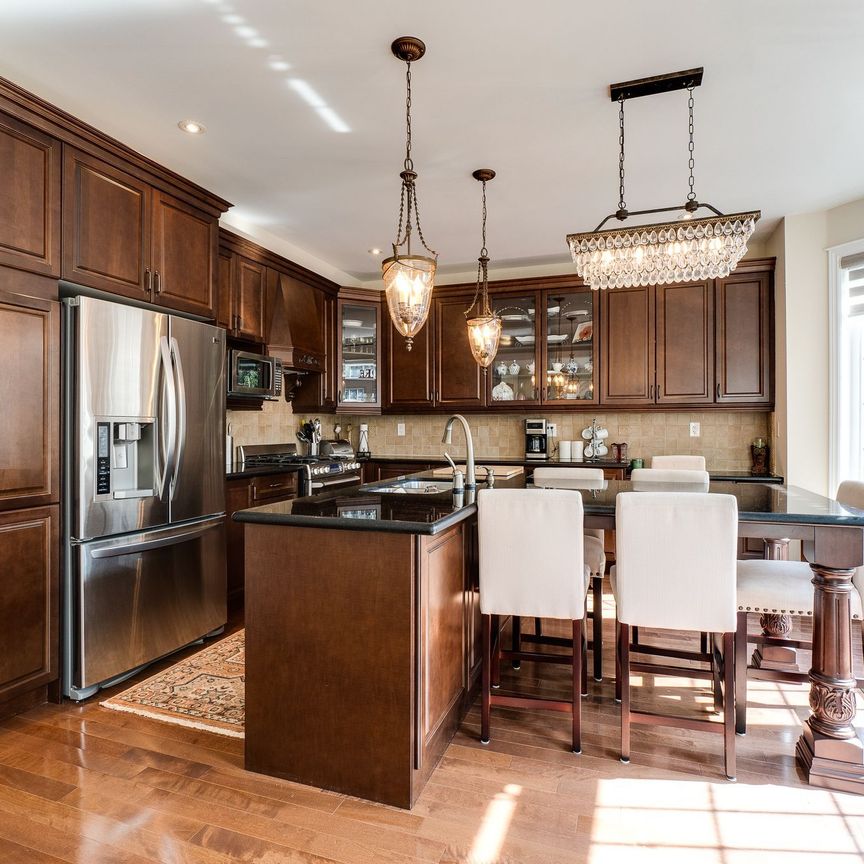 For Lease - 167 Innville Crescent, Oakville, Ontario - Photo 1