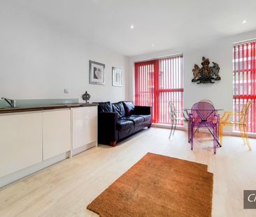 Warton Road, Stratford, London - Photo 6