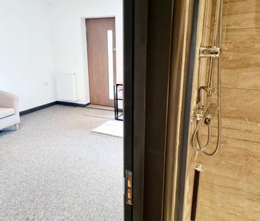 Studio to rent - Photo 6