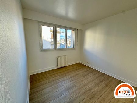 Location Appartement 3 pièces 66m² - Photo 4