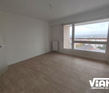 BEAU T2 AVEC BALCON - Photo 1
