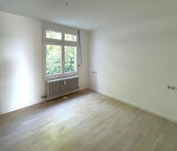 Renovierte 2,5-Zimmer-Wohnung mit Balkon - Photo 6