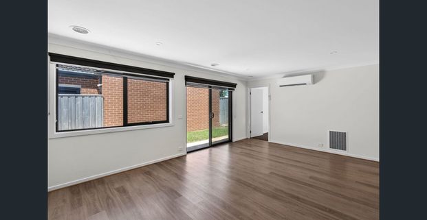 Neat as a pin! - Photo 1