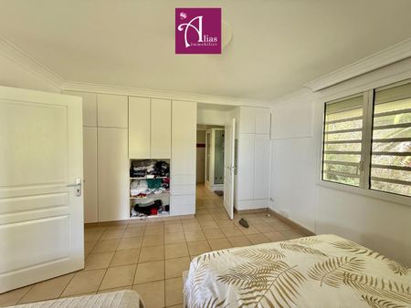 Location Appartement 2 pièces 68m² LE GOSIER 97190 - Photo 2