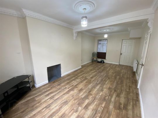 8 Clonavon Avenue, BT62 3AE, Portadown - Photo 1