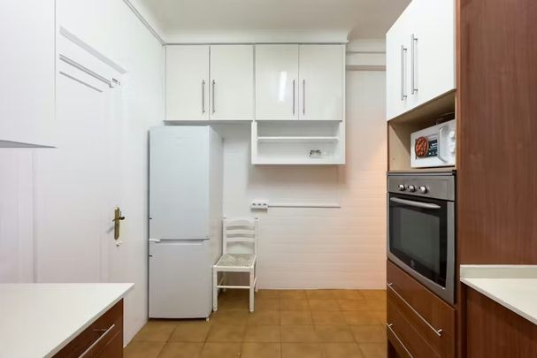 Carrer de Descartes, Barcelona, Catalonia 08006 - Photo 1